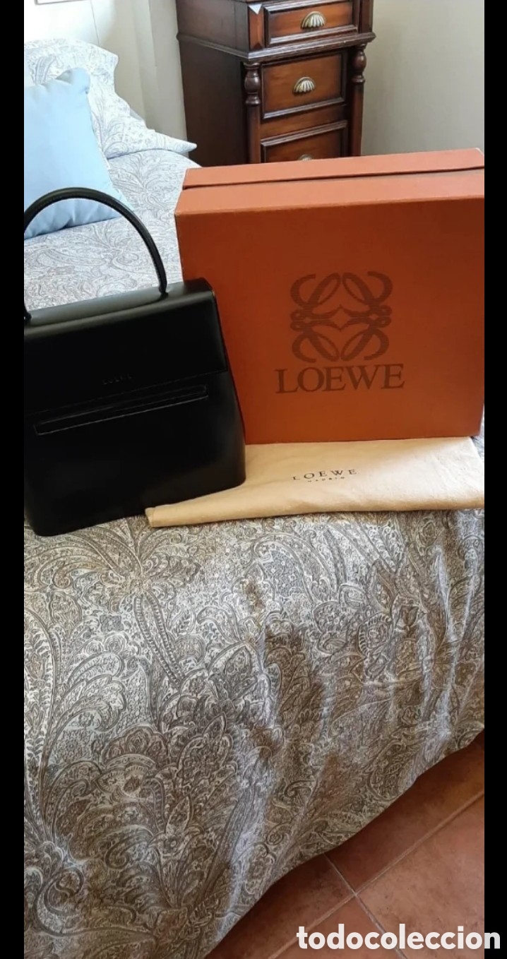 Segunda mano: Elegante bolso Loewe negro - Foto 3