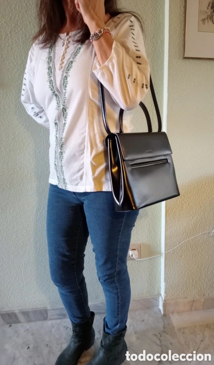 Segunda mano: Elegante bolso Loewe negro - Foto 9