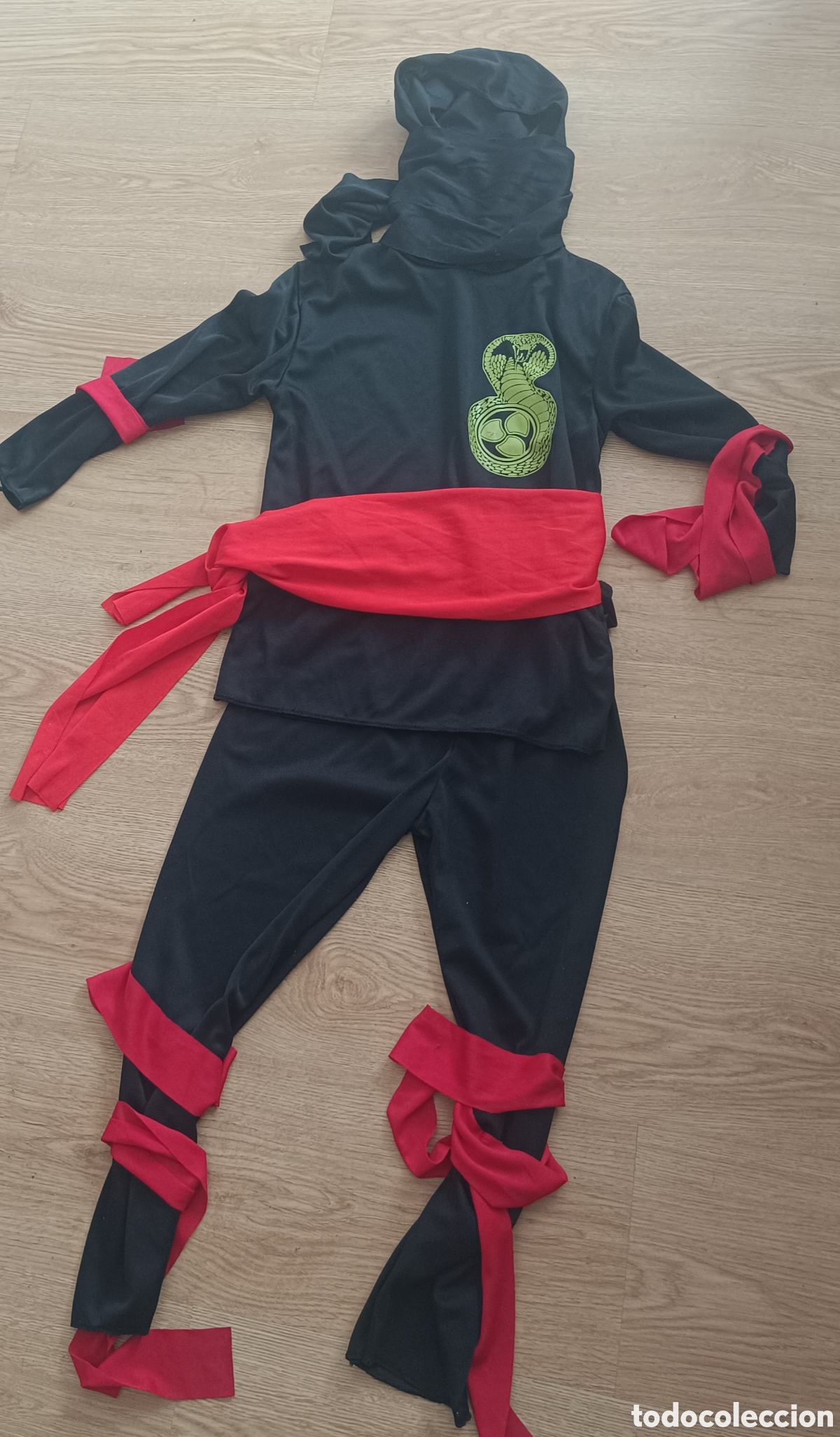 Segunda mano: Disfraz Ninja Negro nuevo - Foto 2