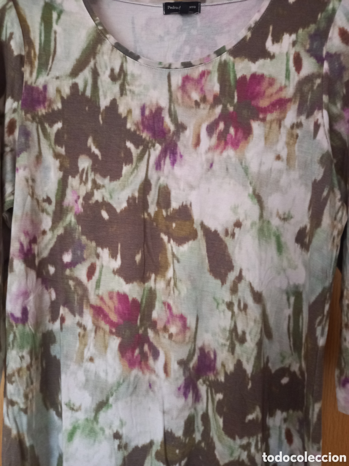 Segunda mano: Camiseta Pedro del Hierro - Foto 2