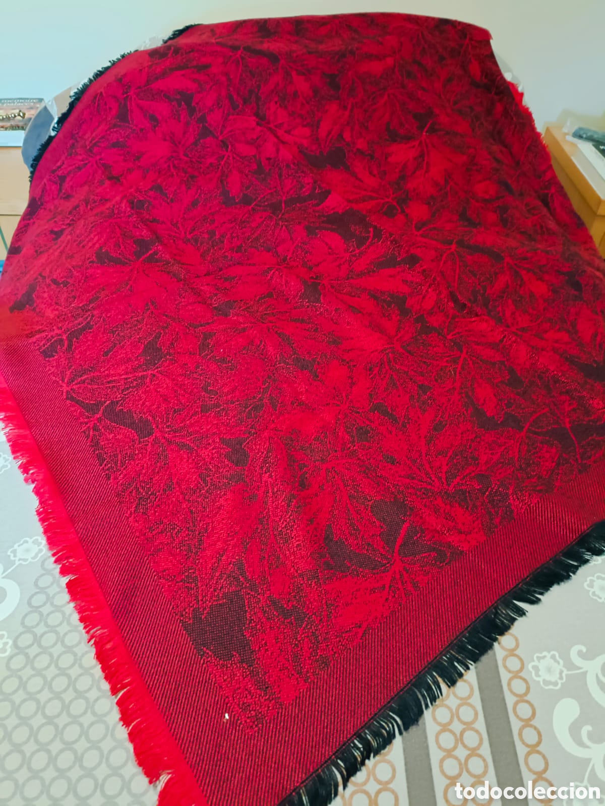 Segunda mano: Mant&oacute;n de marca Rodier - Foto 2