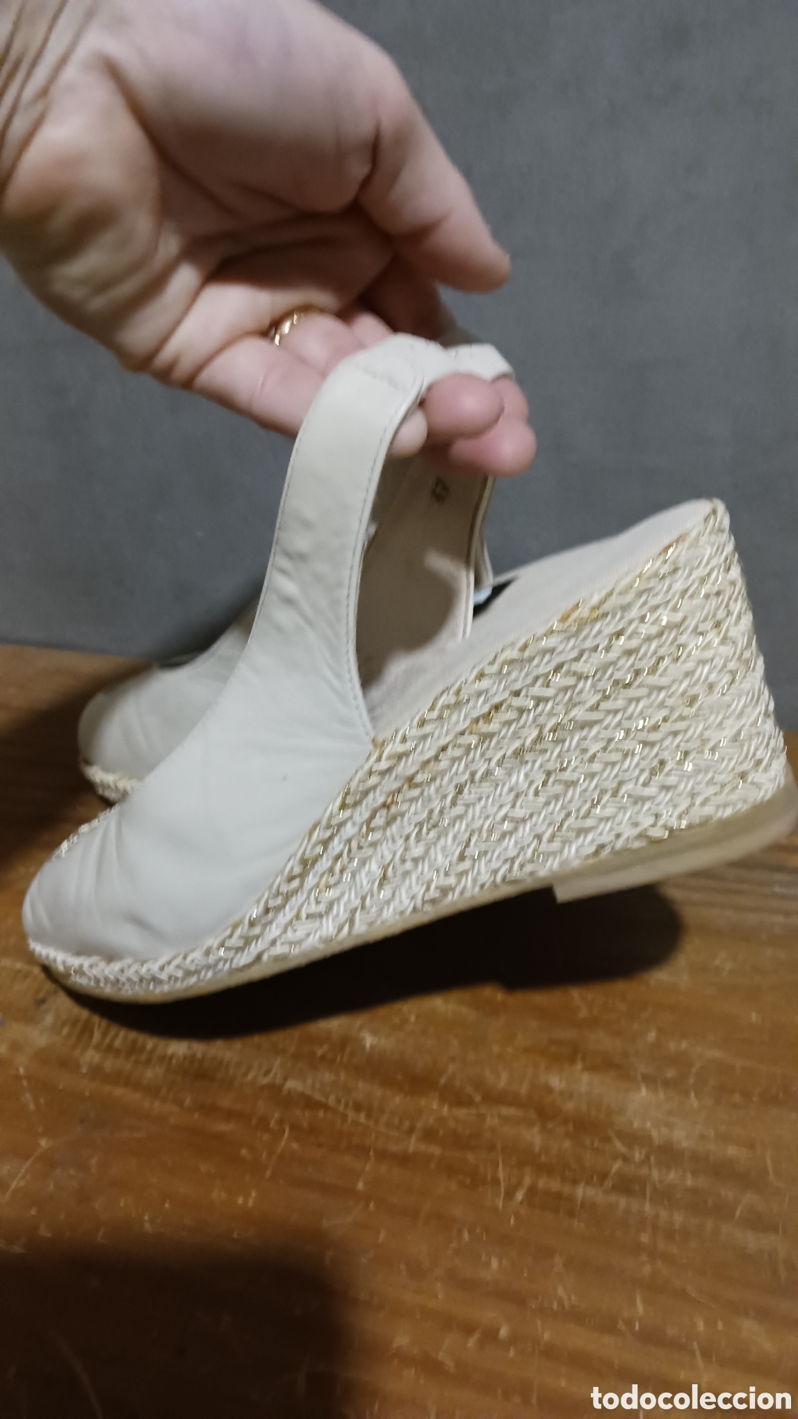 Segunda mano: Sandalias jhay - Foto 2