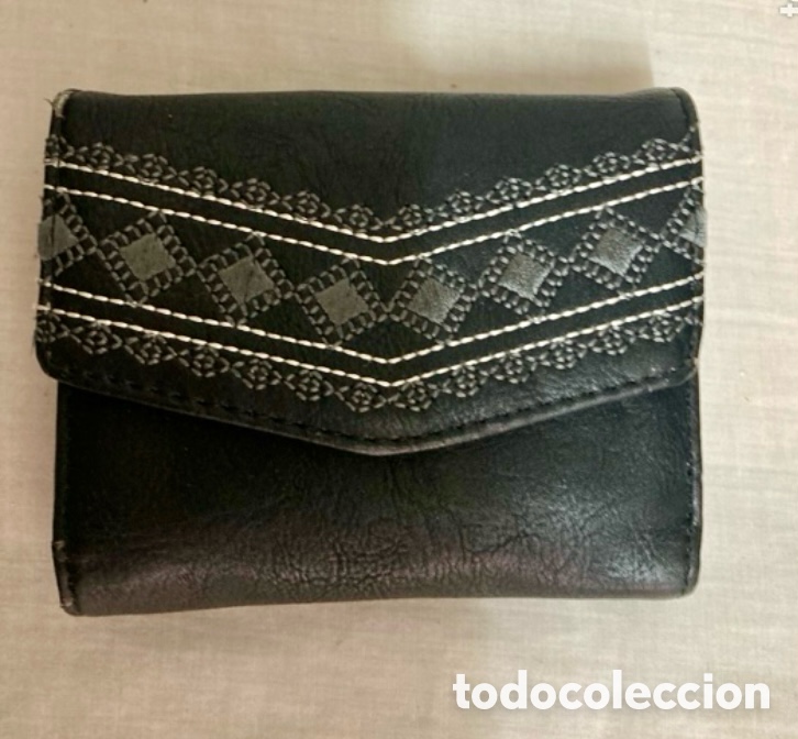 Segunda mano: Cartera tarjetero de piel - Foto 1