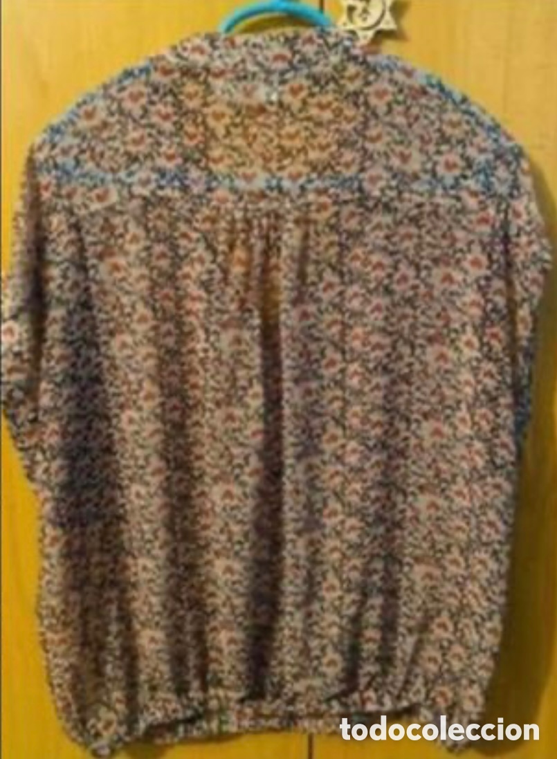 Segunda mano: Blusa Semitransparente Estampada - Foto 2
