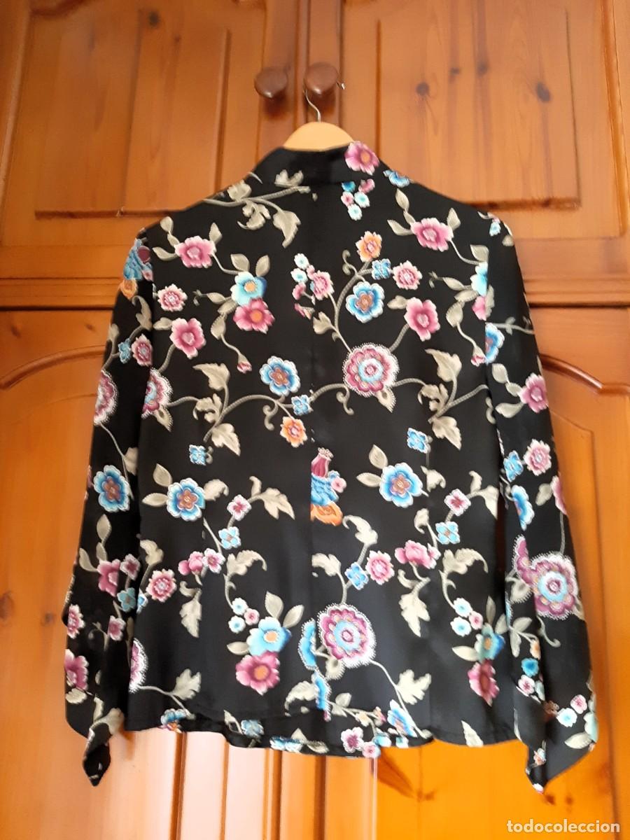 Segunda mano: BLUSA TIPO KIMONO - Foto 3