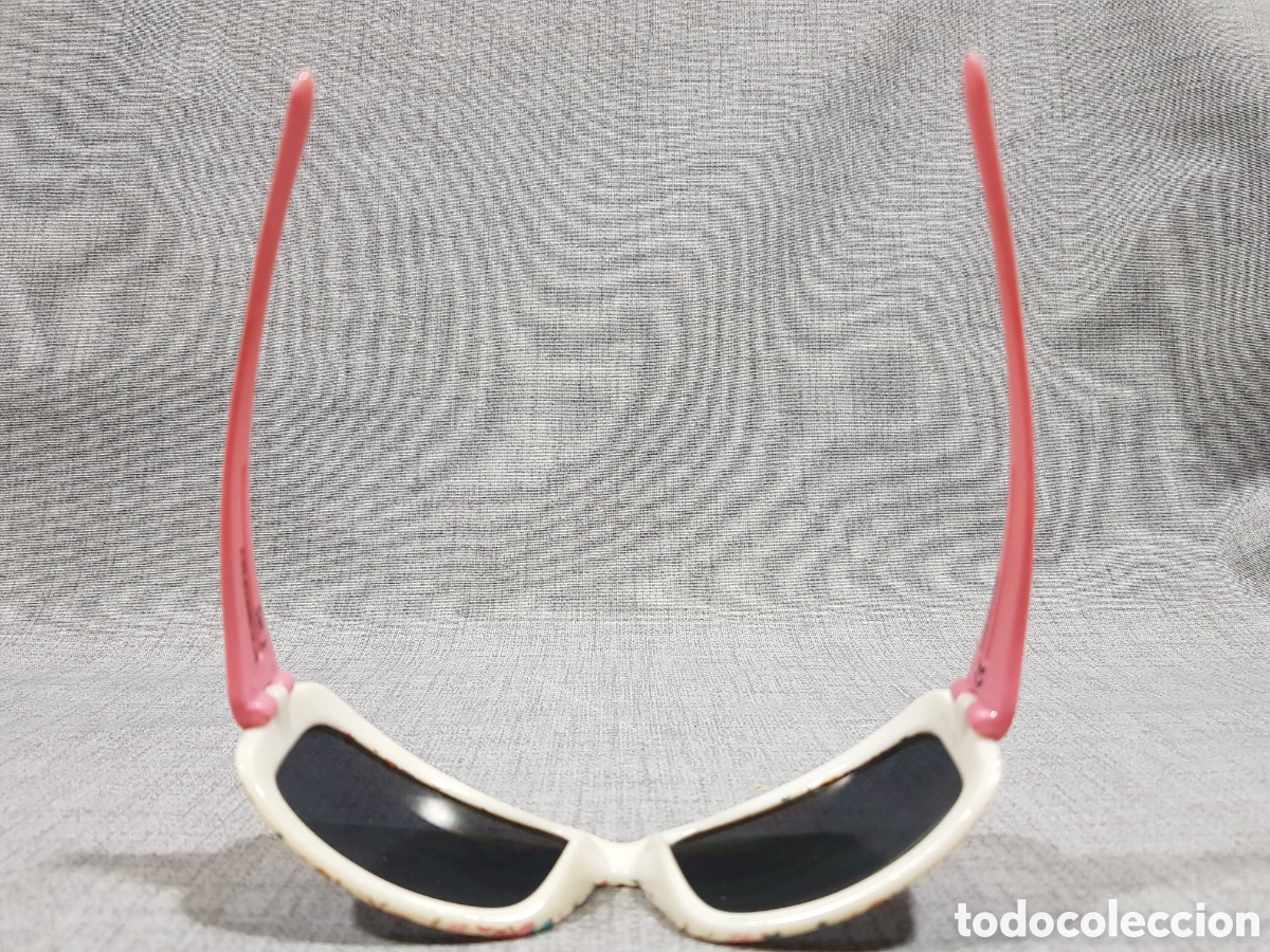 Segunda mano: GAFAS DE SOL INFANTILES CATEGOR&Iacute;A 3 HELLO KITTY - Foto 10