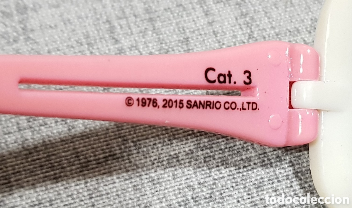 Segunda mano: GAFAS DE SOL INFANTILES CATEGOR&Iacute;A 3 HELLO KITTY - Foto 12