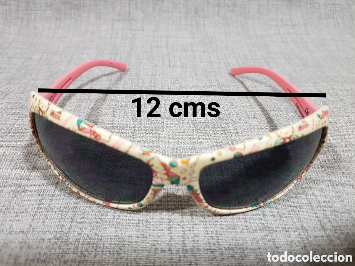 Segunda mano: GAFAS DE SOL INFANTILES CATEGOR&Iacute;A 3 HELLO KITTY - Foto 2