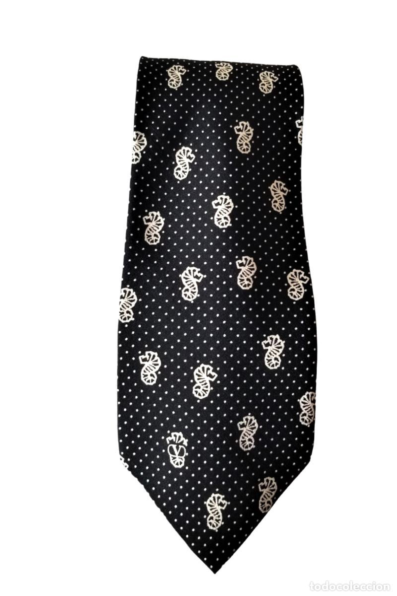 Segunda mano: Corbata Valentino &rdquo;caballitos de mar&rdquo; - Foto 1