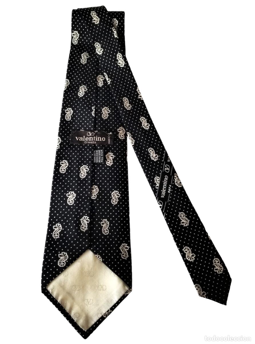 Segunda mano: Corbata Valentino &rdquo;caballitos de mar&rdquo; - Foto 4