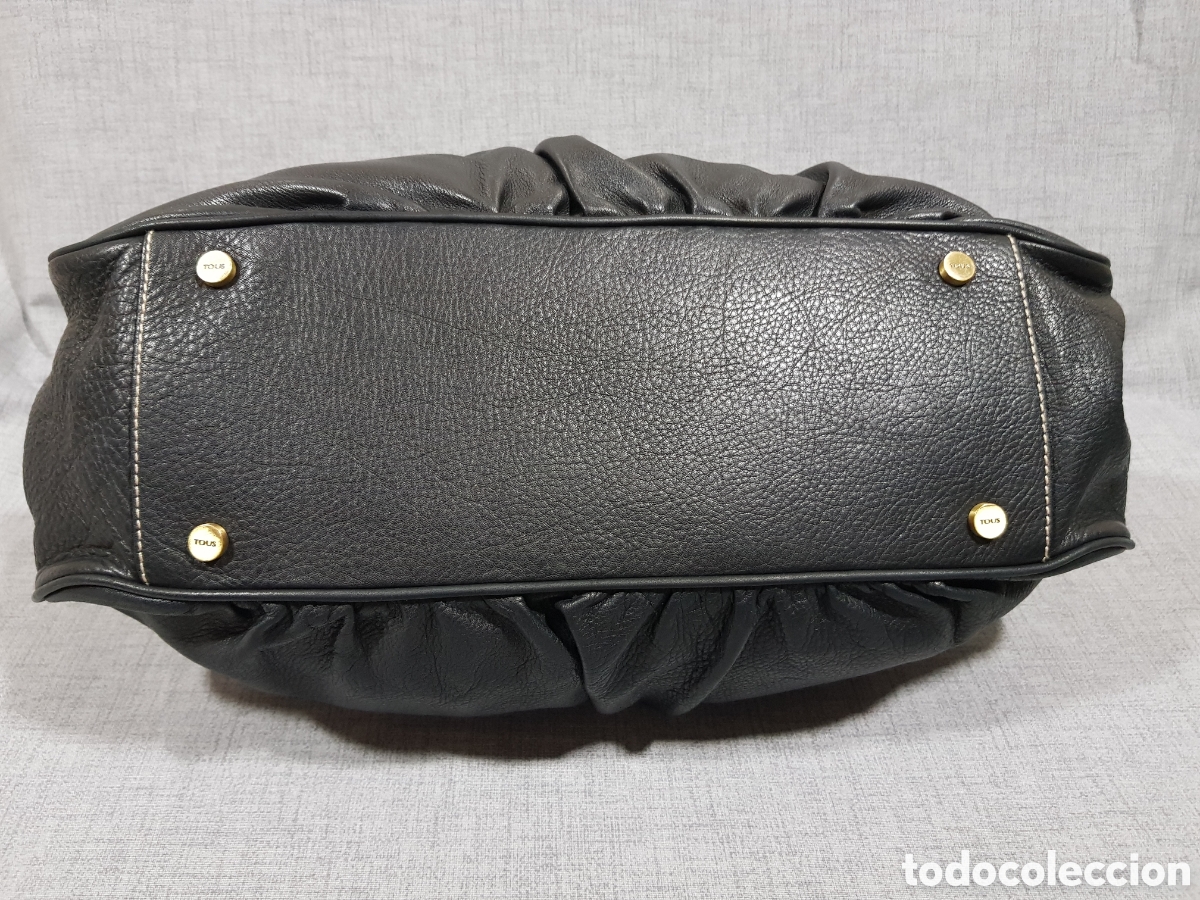 Segunda mano: BOLSO NEGRO DE MANO. MARCA TOUS - Foto 4