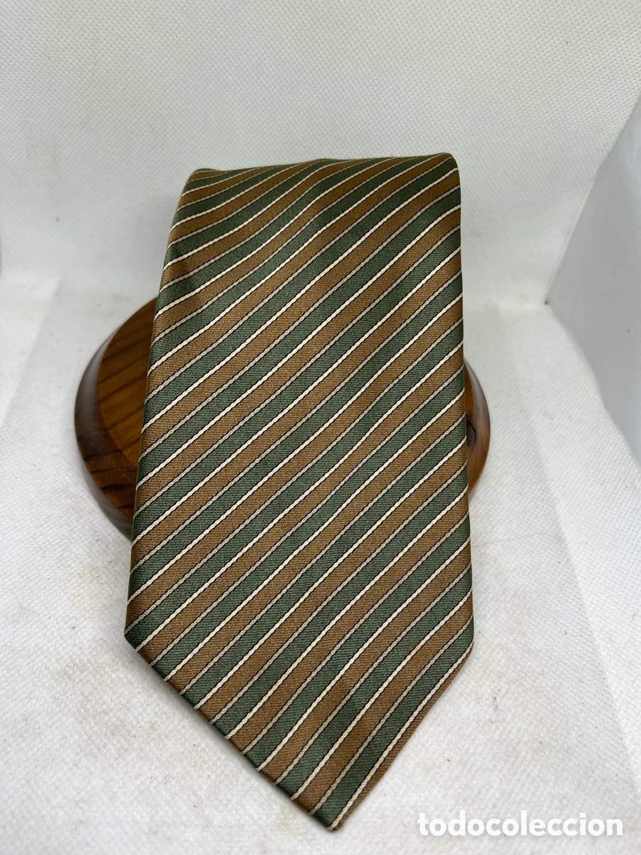 Segunda mano: CORBATA DOLVI DEL CORTE INGL&Eacute;S - Foto 1