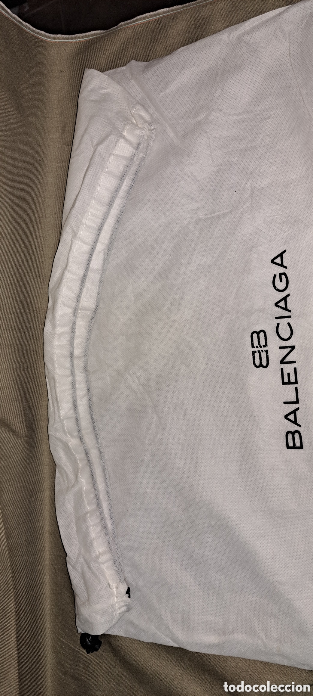 Segunda mano: BOLSA BALENCIAGA BB GUARDA ROPA - Foto 4