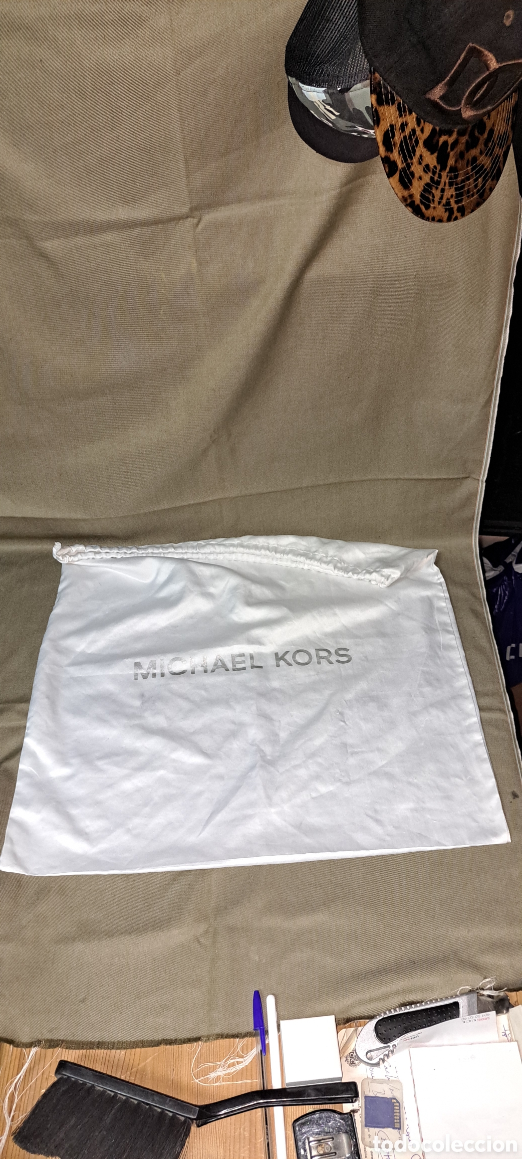 Segunda mano: BOLSA MICHAEL KORS GUARDA ROPA - Foto 4