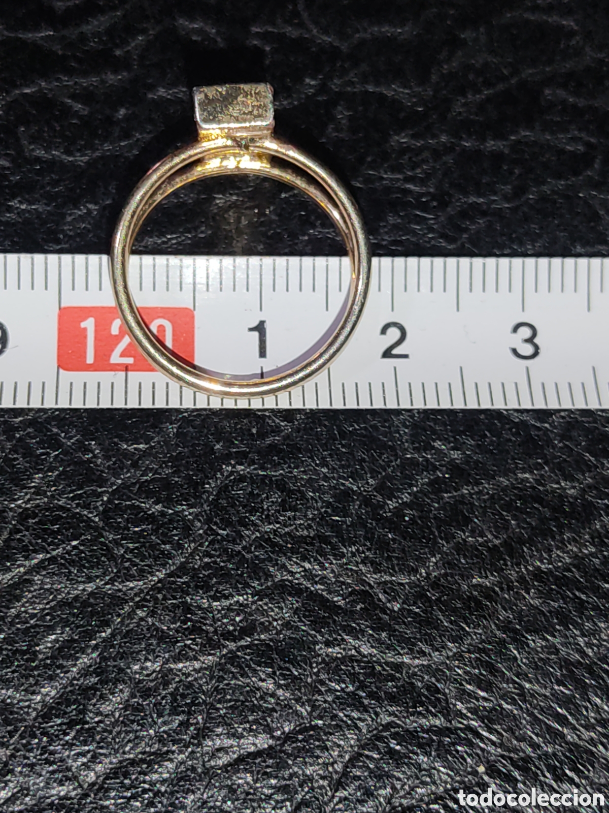 Segunda mano: Anillo con esmaltado nacarado, Bisuter&iacute;a. - Foto 3