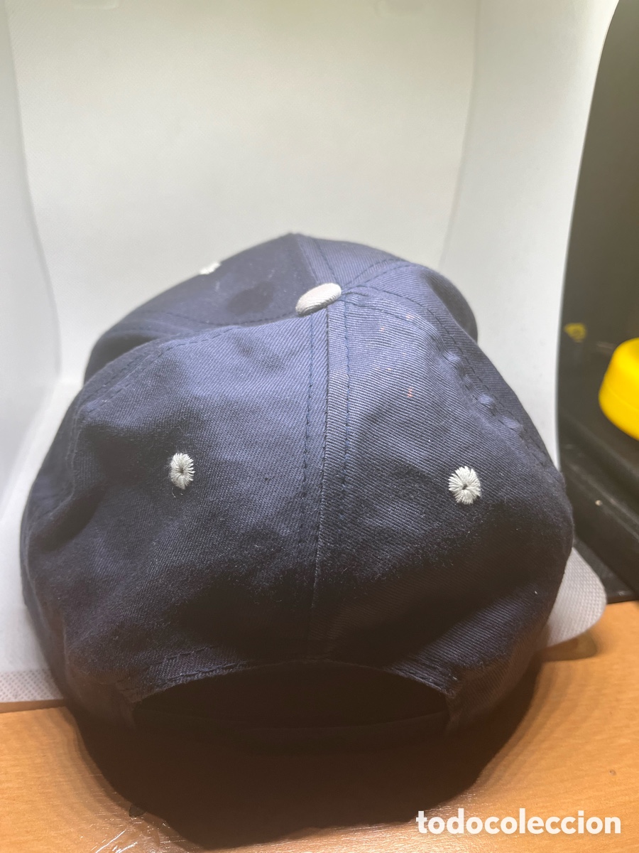 Segunda mano: GORRA AZUL COMO NUEVA - Foto 3