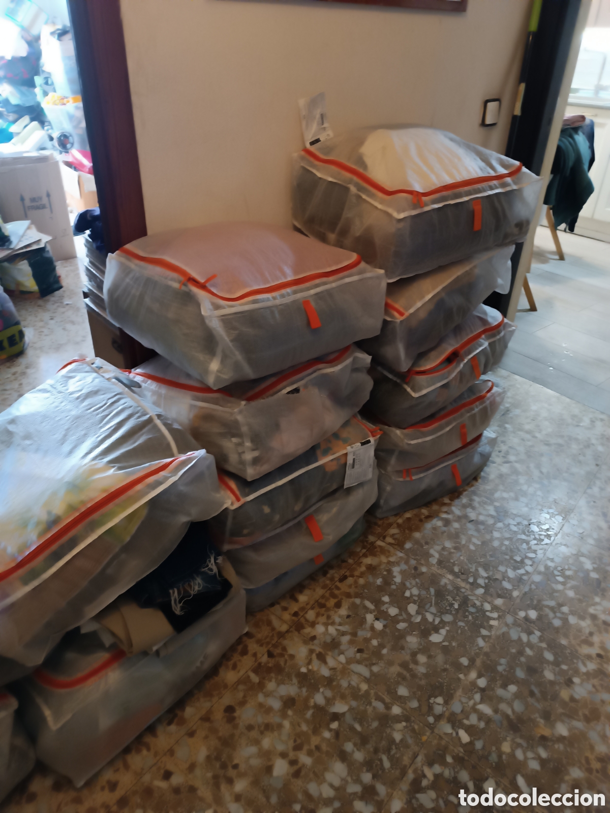 Segunda mano: Gran lote ropa env&iacute;o incluido - Foto 1