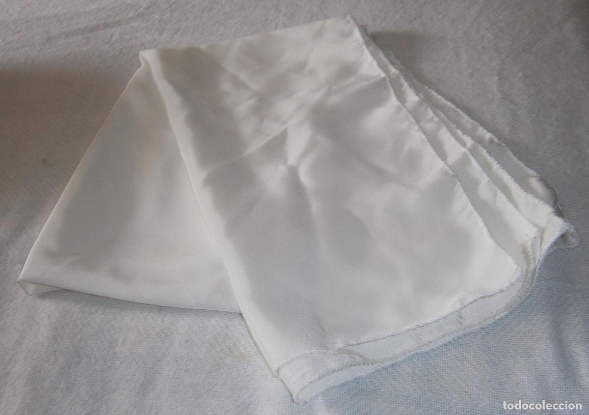 Segunda mano: fular pa&ntilde;uelo blanco - Foto 1