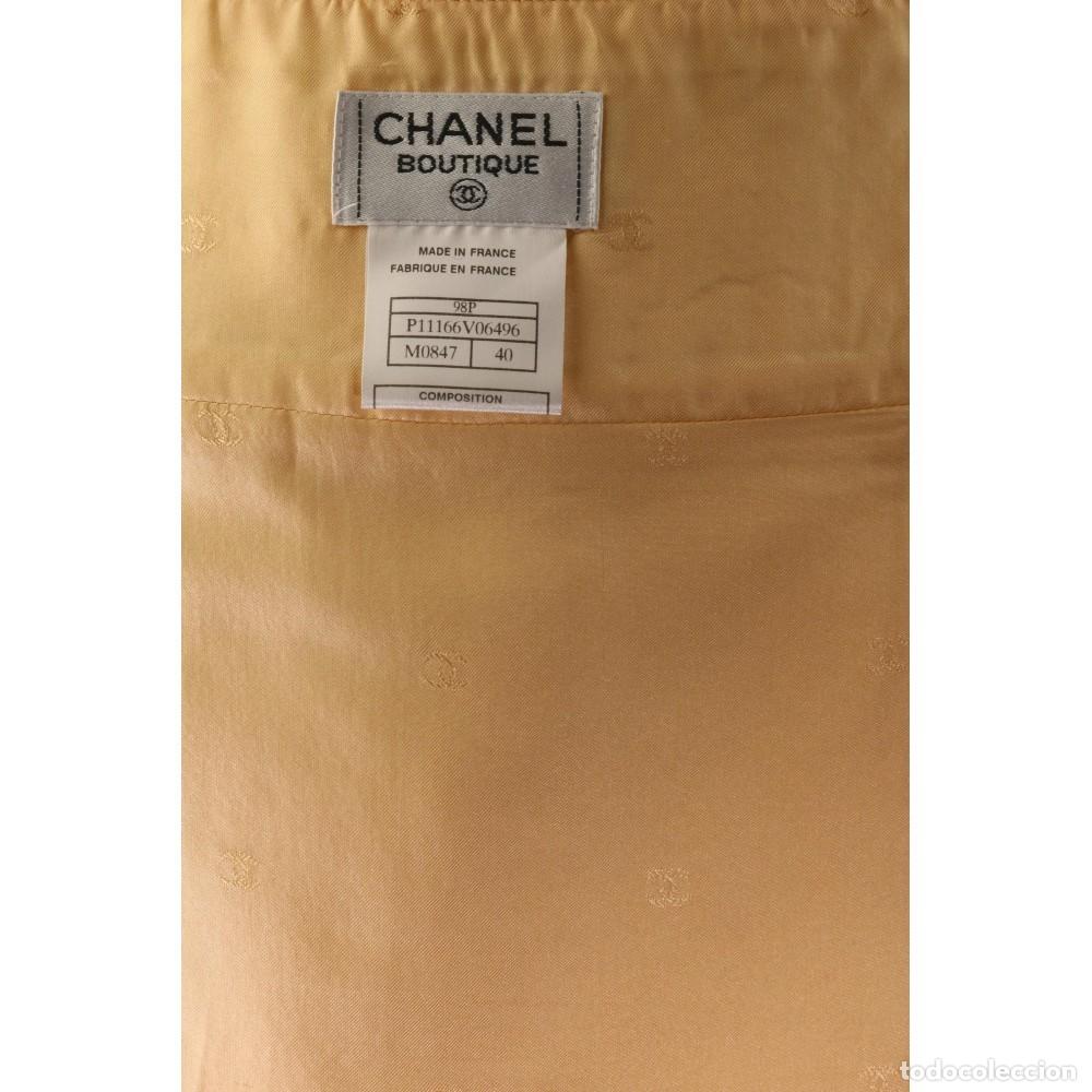 Segunda mano: Falda Chanel de tweed amarilla - Foto 6