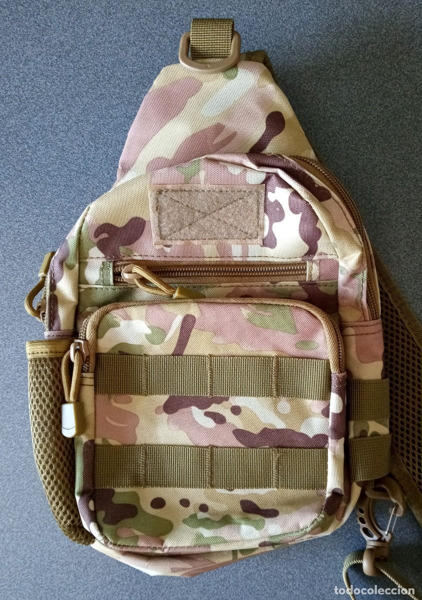 Segunda mano: Bandolera mochila de camuflaje - Foto 2