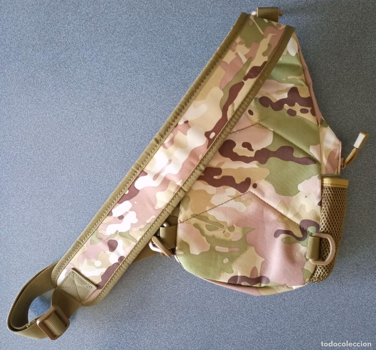 Segunda mano: Bandolera mochila de camuflaje - Foto 3