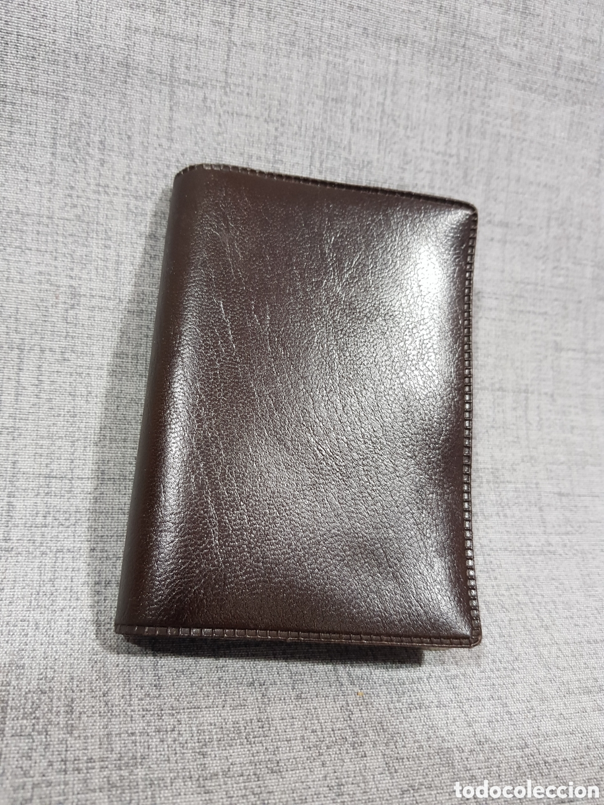 Segunda mano: CARTERA CL&Aacute;SICA PORTA DOCUMENTOS - Foto 2