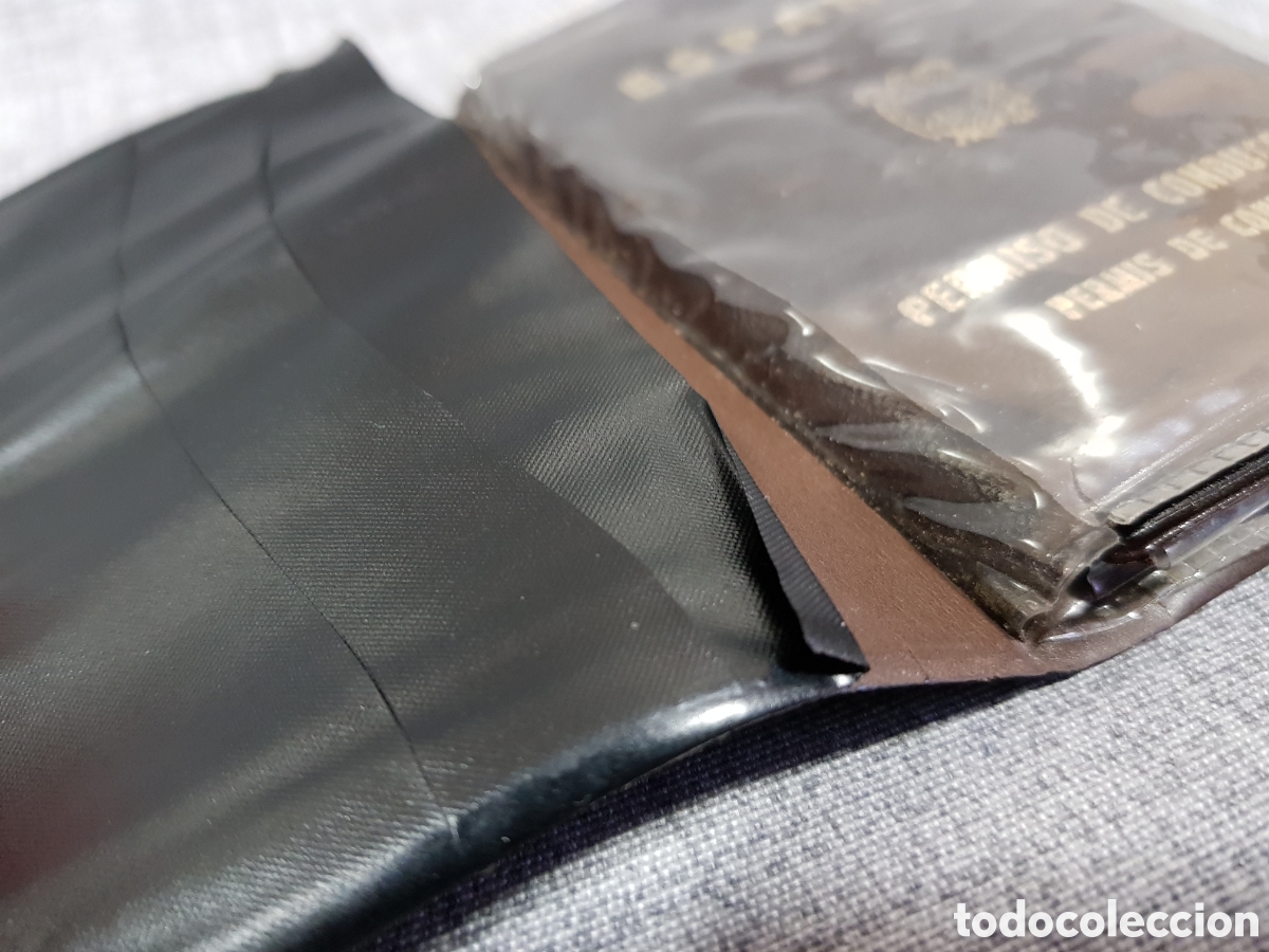 Segunda mano: CARTERA CL&Aacute;SICA PORTA DOCUMENTOS - Foto 12