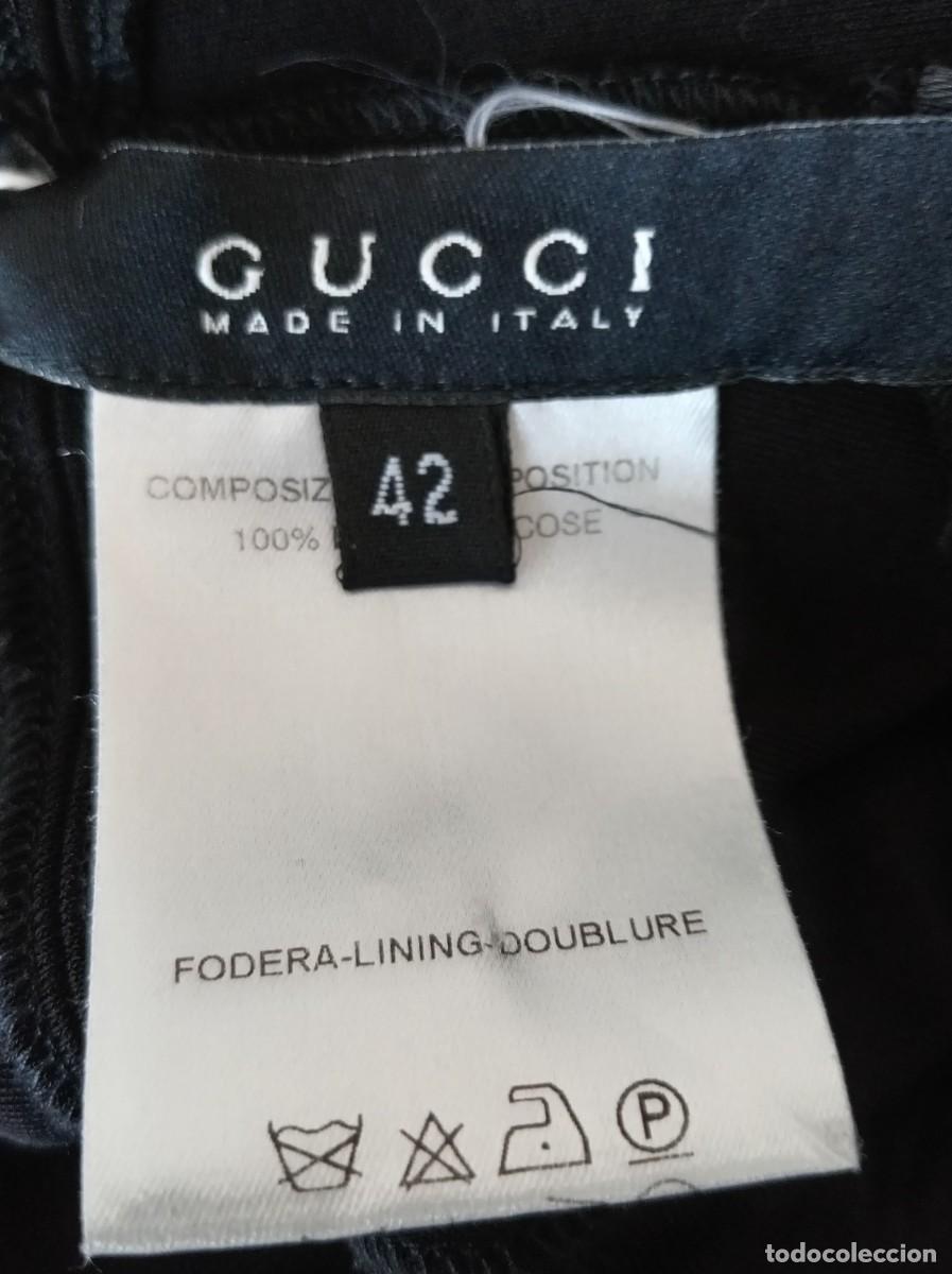 Segunda mano: Falda de Gucci negra midi - Foto 3