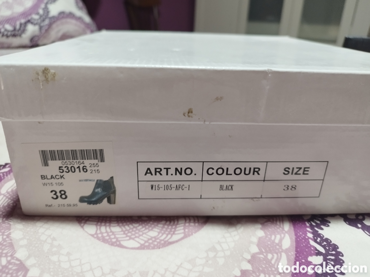 Segunda mano: Bot&iacute;n piel Yellow talla 38 - Foto 5