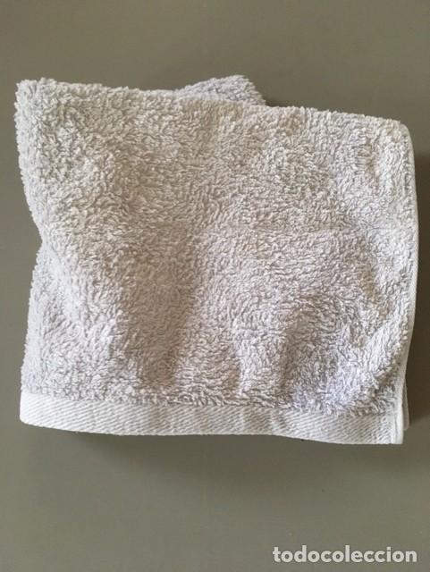 Segunda mano: TOALLA La Perla Gris 100% Algod&oacute;n - Foto 1
