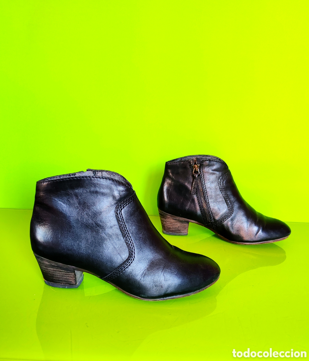 Segunda mano: Botines clarks de piel mujer 38,5 - Foto 1