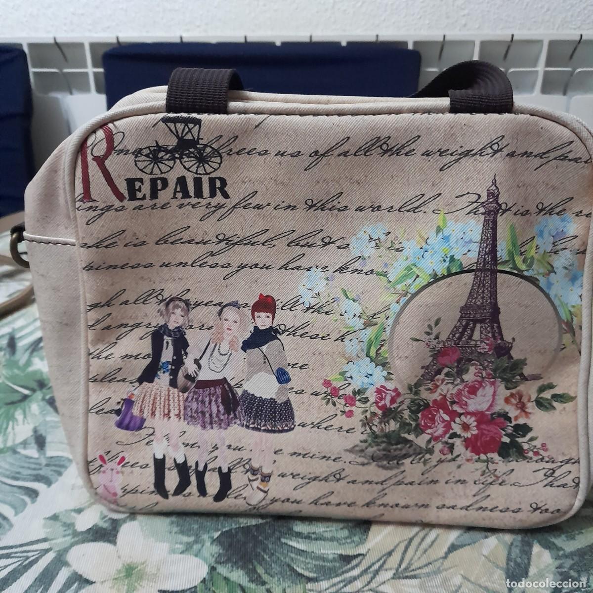 Segunda mano: Bolso peque&ntilde;o con dibujos de Paris - Foto 2