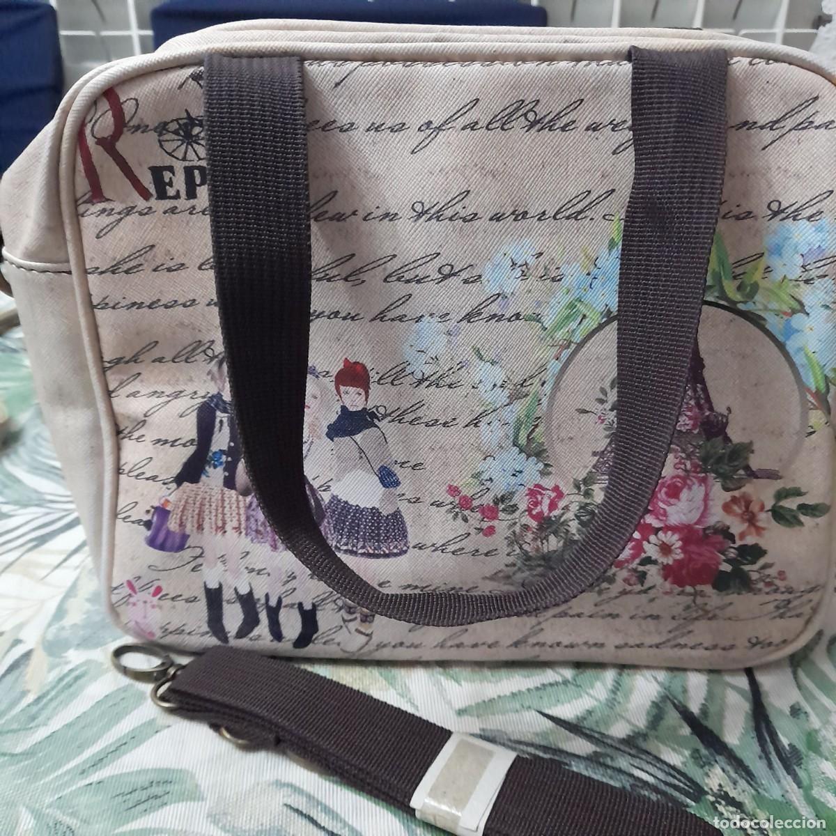 Segunda mano: Bolso peque&ntilde;o con dibujos de Paris - Foto 6