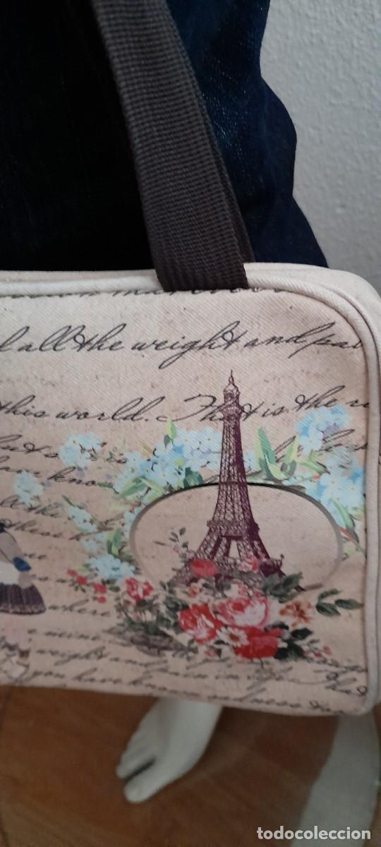 Segunda mano: Bolso peque&ntilde;o con dibujos de Paris - Foto 13