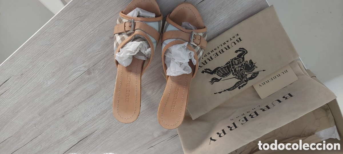 Segunda mano: Zapatos Burberry nuevos - Foto 9