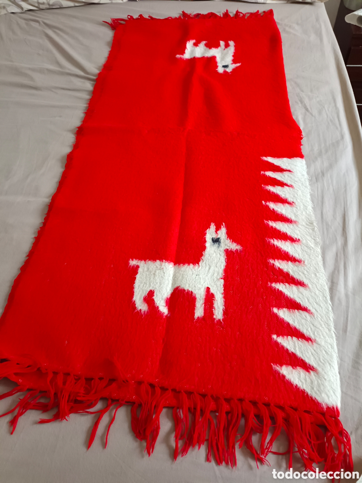 Segunda mano: Poncho rojo de alpaca - Foto 2