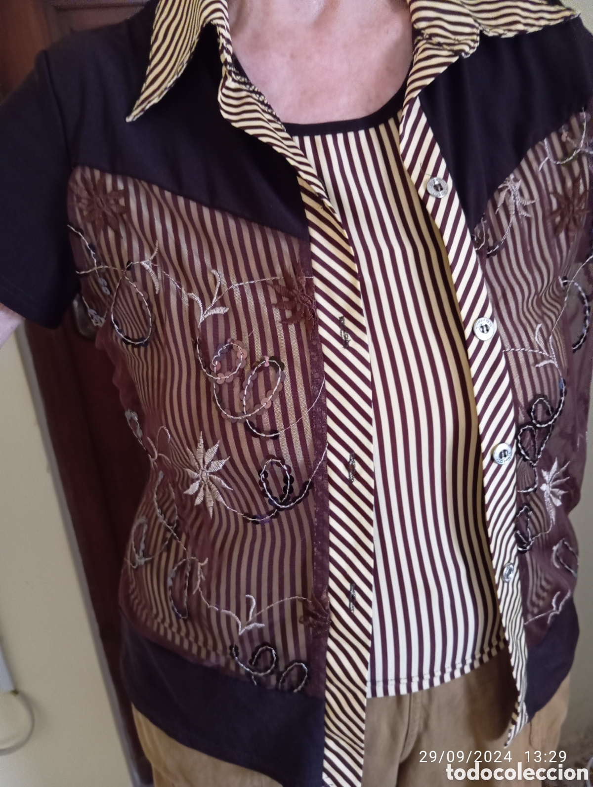 Segunda mano: Blusa algod&oacute;n bordada con perlas - Foto 1