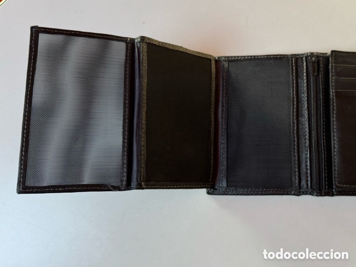 Segunda mano: CARTERA DE PIEL HOMBRE - Foto 3