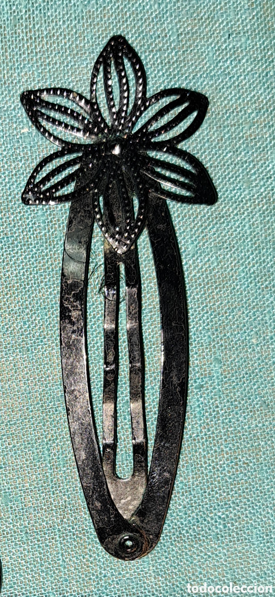 Segunda mano: ANTIGUA HEBILLA DE PELO CON FORMA DE FLOR - Foto 1