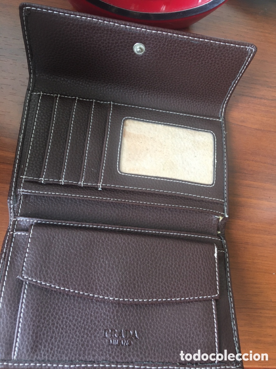 Segunda mano: cartera de Prada de color marr&oacute;n - Foto 3