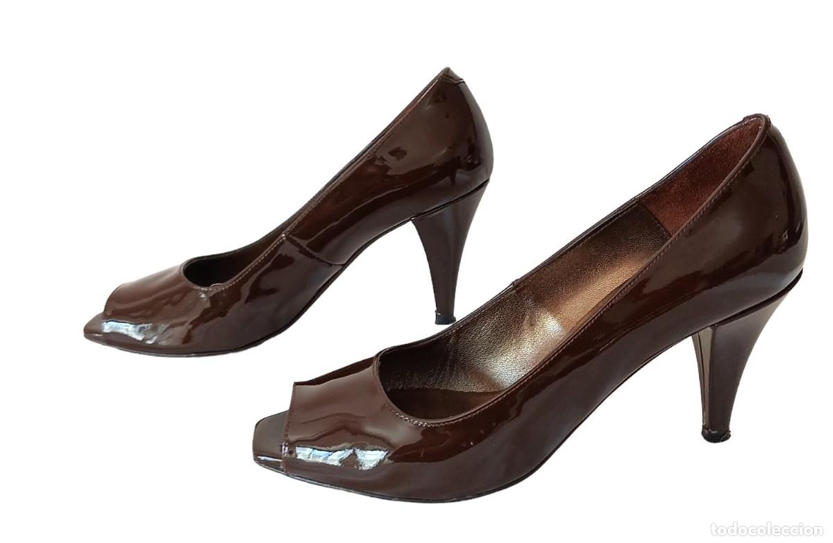 Segunda mano: Zapatos de charol marron - Foto 2