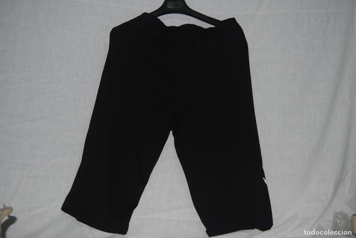 Segunda mano: 419 PANTALON CORTO NIKE - Foto 2
