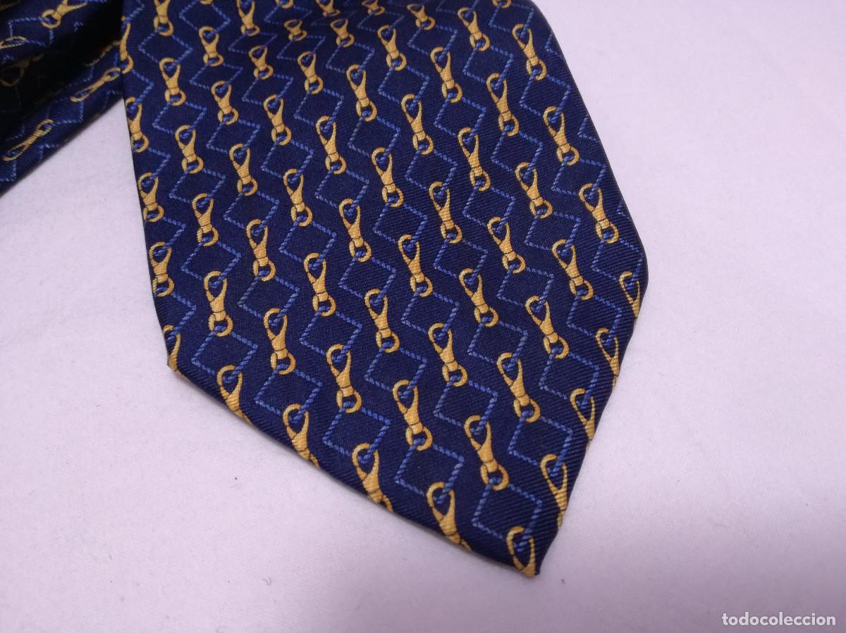 Segunda mano: CORBATA DE SEDA - MARCA AV - MADE IN ITALY - Foto 2
