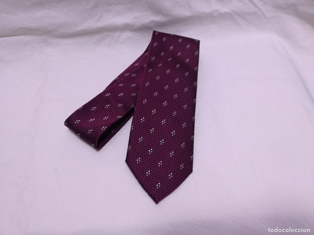 Segunda mano: CORBATA DE SEDA - MARCA DUSTIN - MADE IN SPAIN - Foto 1
