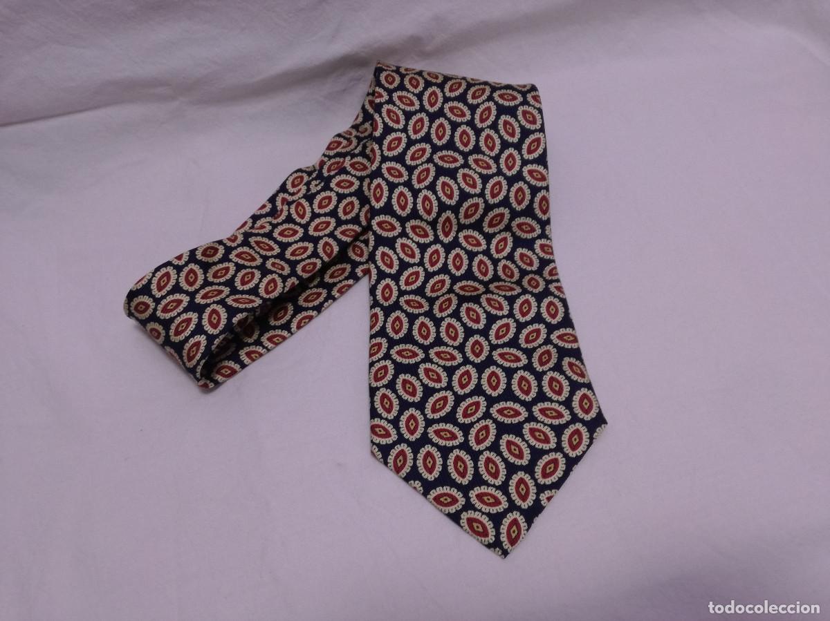 Segunda mano: CORBATA DE SEDA - MARCA ENZO AMATTI - MADE IN SPAIN - Foto 1