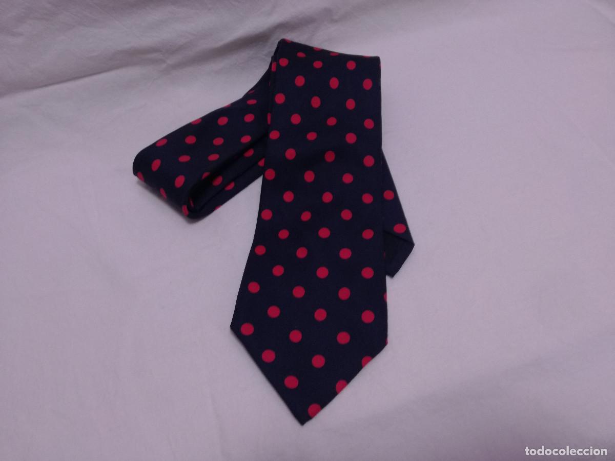Segunda mano: CORBATA DE SEDA - MARCA EMIDIO TUCCI- MADE IN SPAIN - Foto 1