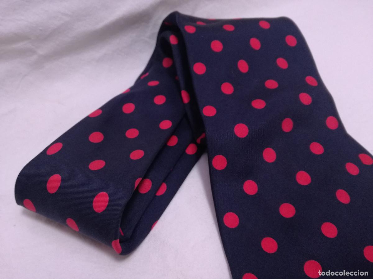 Segunda mano: CORBATA DE SEDA - MARCA EMIDIO TUCCI- MADE IN SPAIN - Foto 3