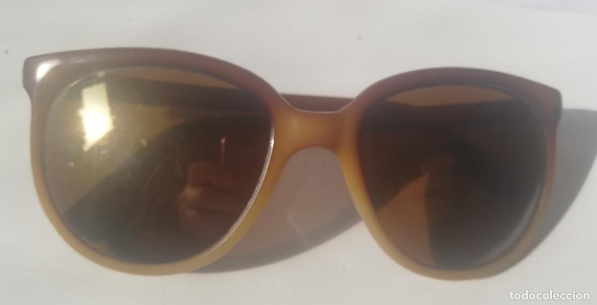 Segunda mano: GAFAS DE SOL NYLON, DE FRANCIA - Foto 1