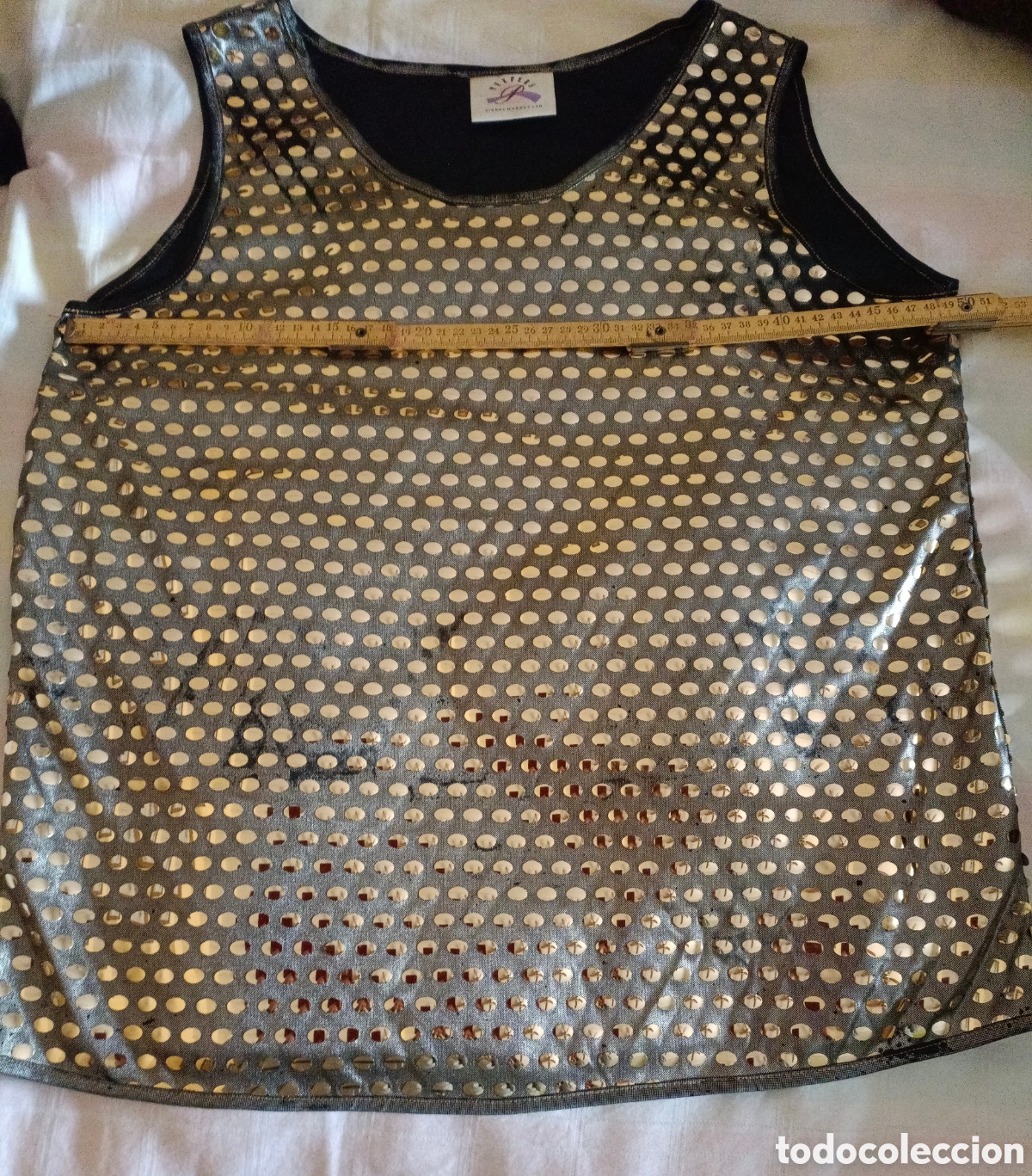 Segunda mano: Conjunto abrigo y camiseta de fiesta - Foto 3