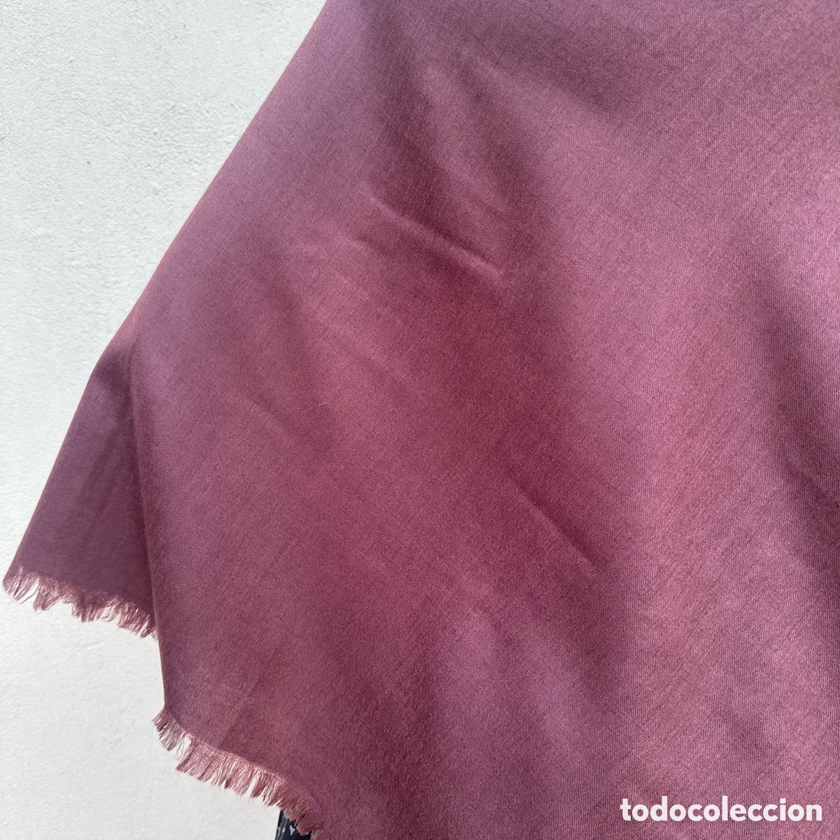 Segunda mano: MANT&Oacute;N DE LANA ( 590 ) - Foto 2